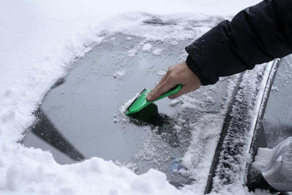 Tips for Removing Ice Safely Off Your Windshield