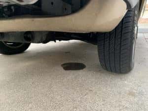 reasons why my car is leaking oil